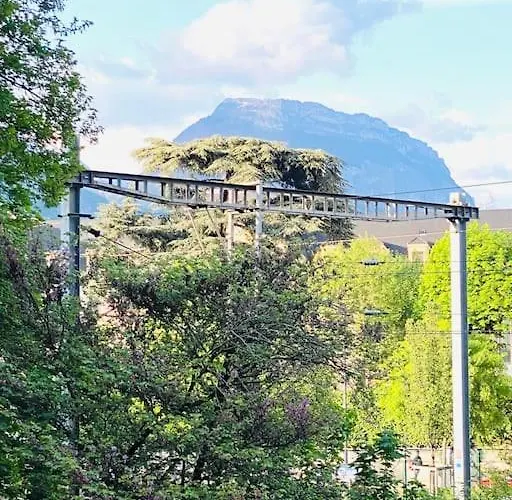 Appartement Le Chic Proche Centre Avec Parking Grenoble